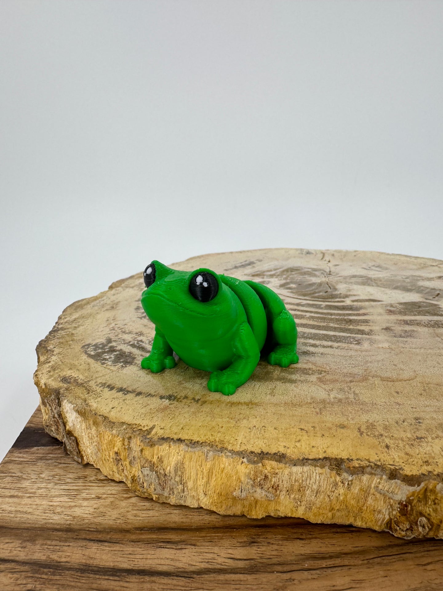 3D printed green frog mini figurine